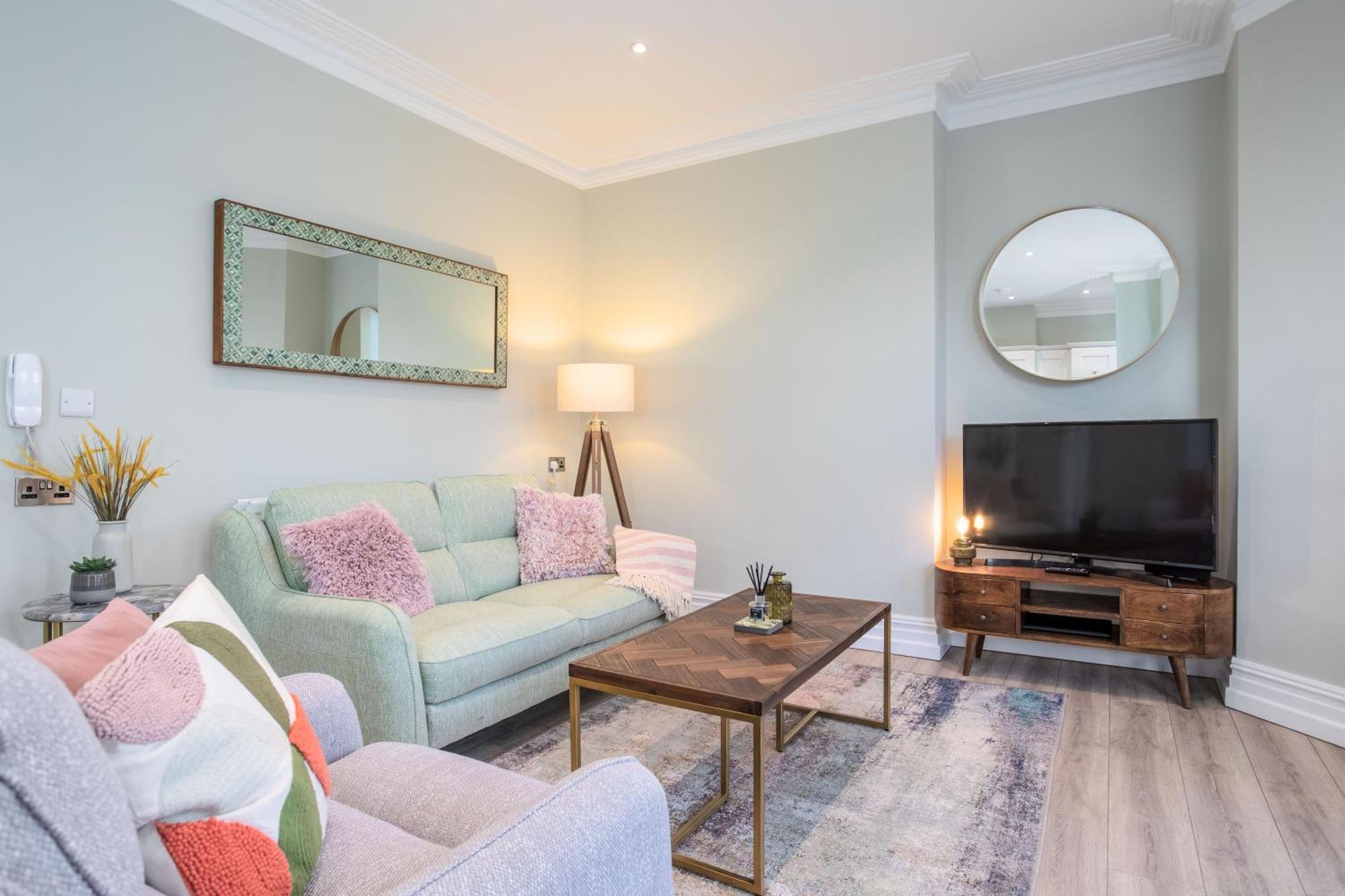 5 Star - The Ulsterville Residences - Free On-Site Parking Belfast Buitenkant foto