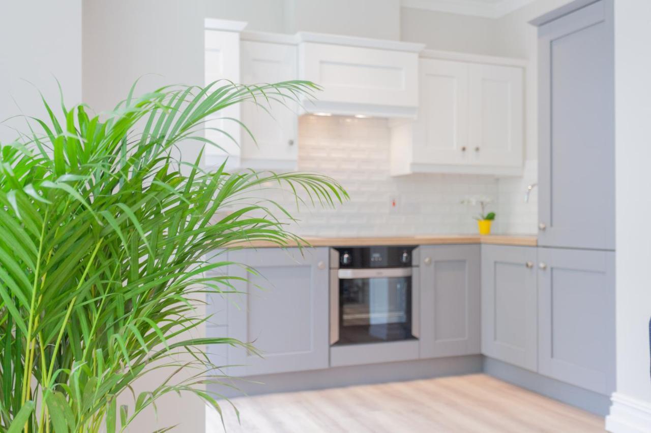 5 Star - The Ulsterville Residences - Free On-Site Parking Belfast Buitenkant foto